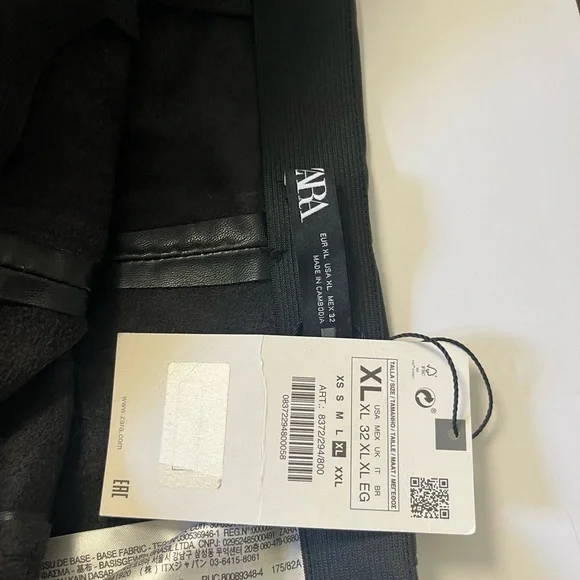 Zara Black Faux Leather Trousers - Picture 2 of 6